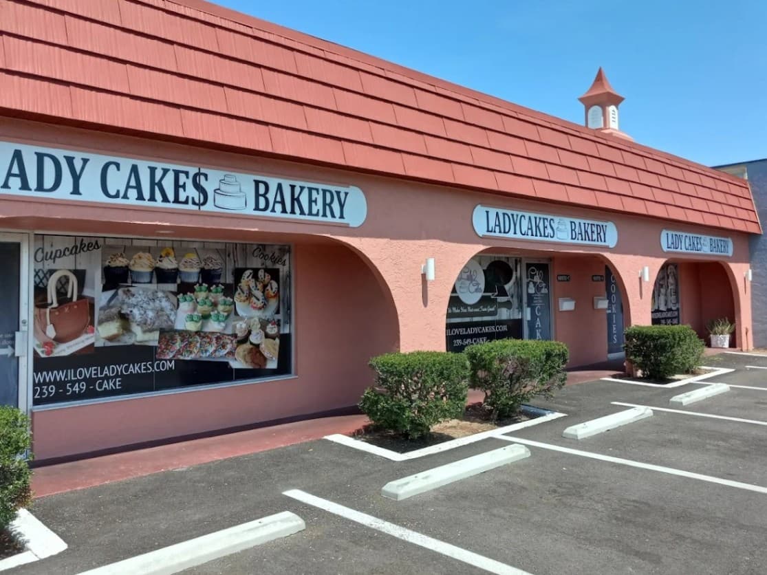 LadyCakes Bakery