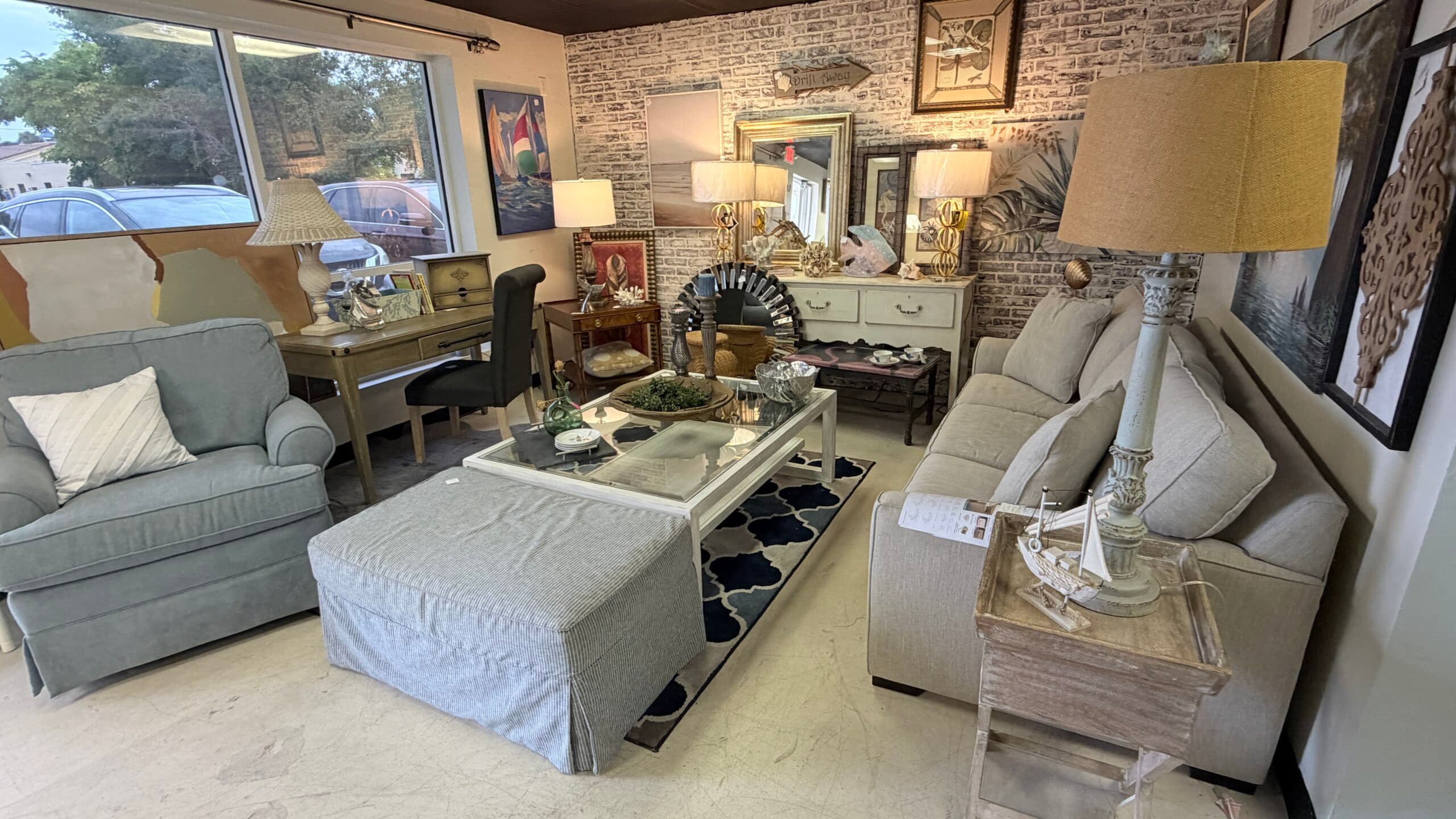 Family Traditions Home Decor and Furnishings: Fresh Ideas and Affordable Lamp Repair in Cape Coral
